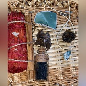 Crystals and Sage Bundle